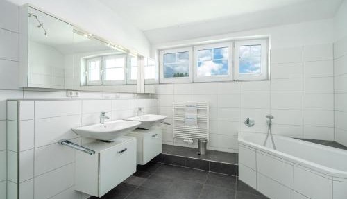 Ferienhaus "Stella Olivia" - Bade- & Erlebniswelt täglich inklusive in Middelhagen