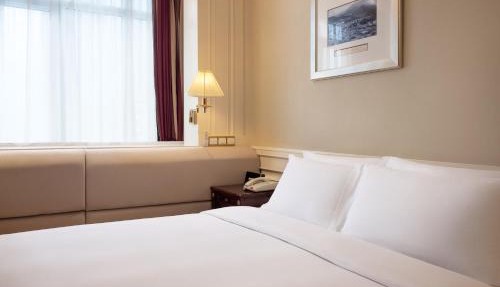 Crowne Plaza Hotel & Suites Landmark Shenzhen by IHG in Shenzhen