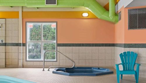 Days Inn by Wyndham Steinbach in Steinbach